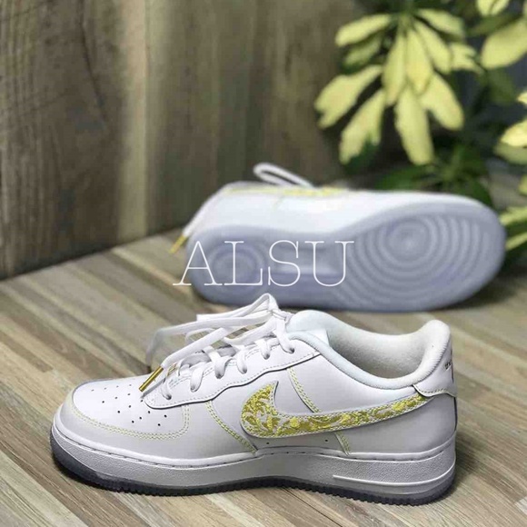 Nike Air Force 1 LV8 GS White Vivid Gold W AUTHENT - Picture 2 of 7